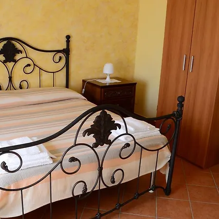 Couette-café Bed And Breakfast Falconeria Balestrate